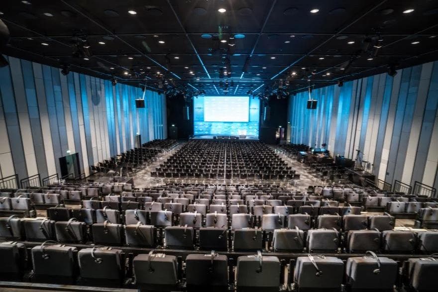 Ráðstefnur og fundir